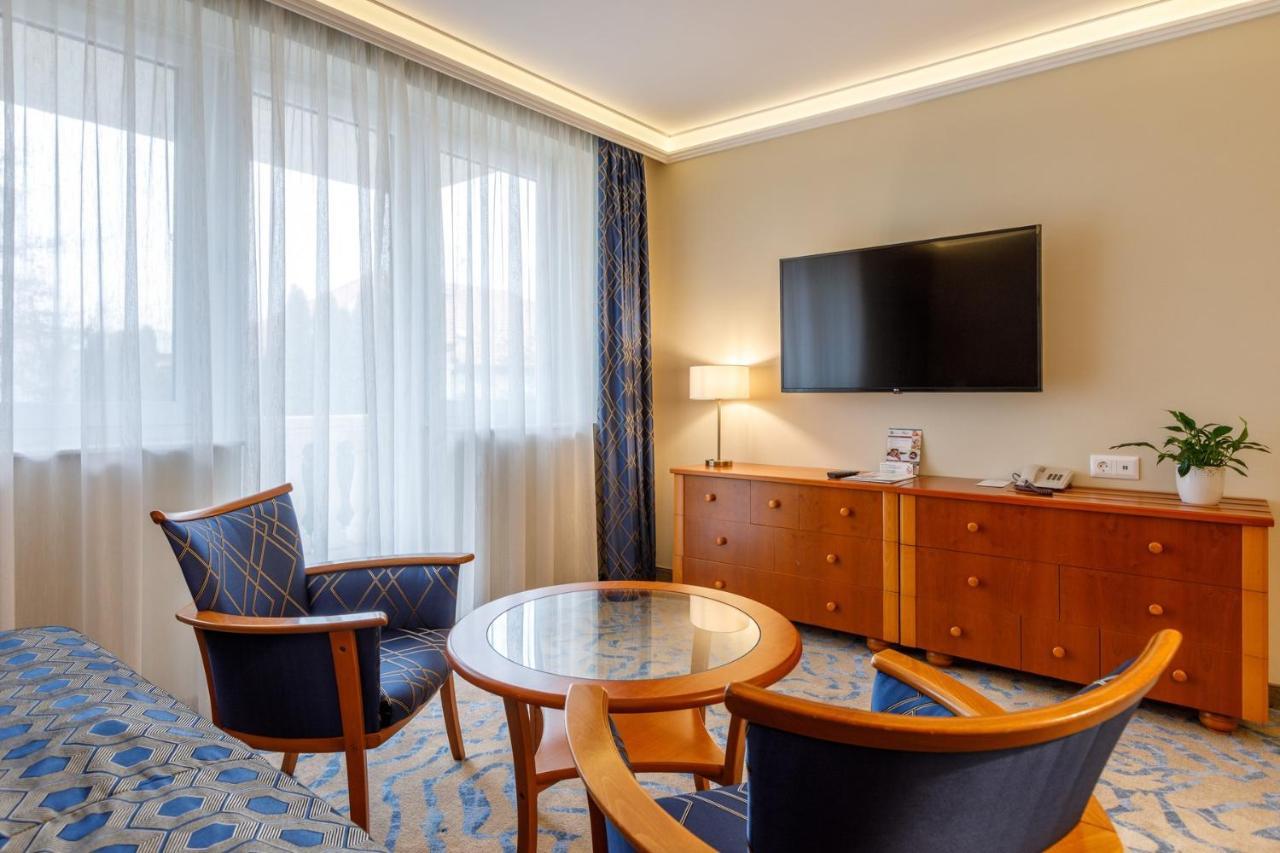Palace Hotel 4*